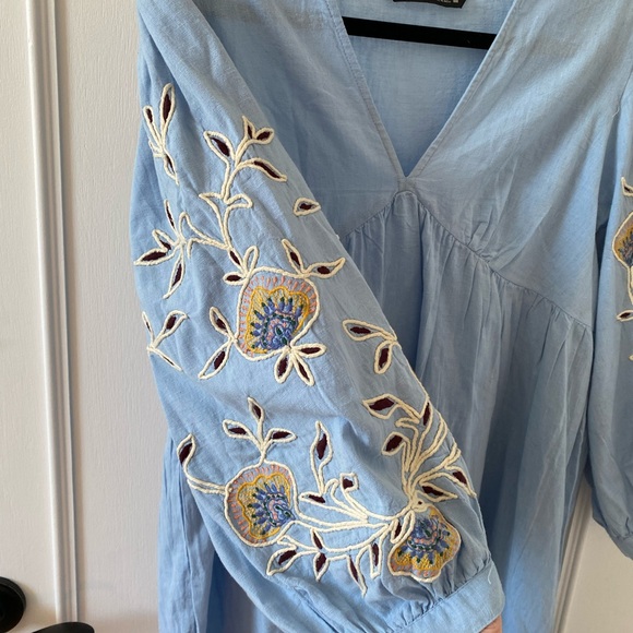 Zara embroidered linen dress - Picture 3 of 4